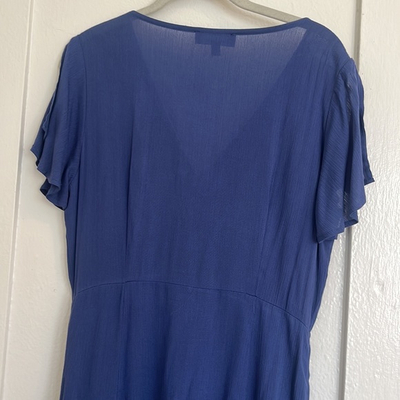 Lulu's Heart of Marigold Wrap Dress Size Medium Blue Maxi Rayon Split Sleeve - Picture 4 of 4